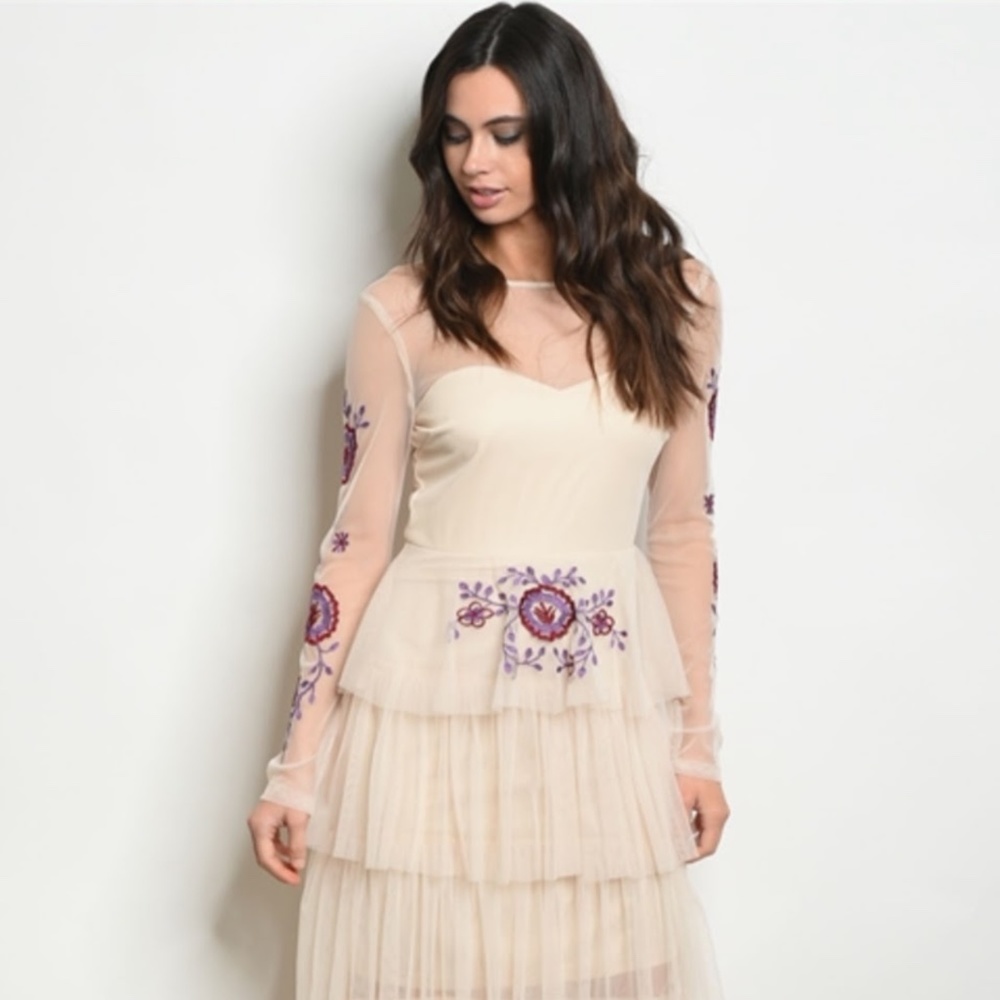 BEIGE INA[I:na] Dress Size M [NWT]